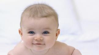 Резкий скачок развития ребенка: что в семь месяцев должен уметь делать малыш